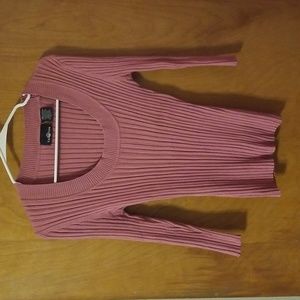 Mauve Lightweight Sweater Size XLarge: A